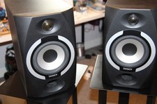 Music Recording Studio Equipment - Speakers, stands, microphones, and more!