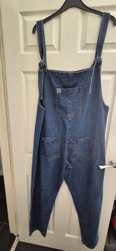 Lucy yak dungarees size xl - lucy,