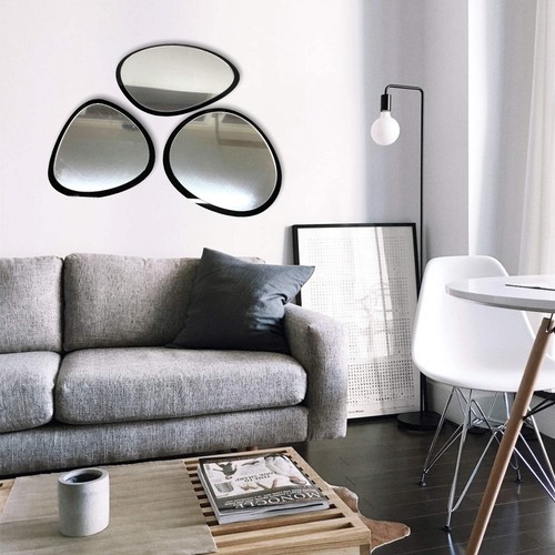 Set pebble shaped - of, 3