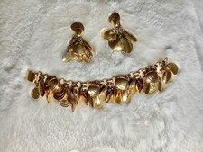 Napier Clam Bracelet And