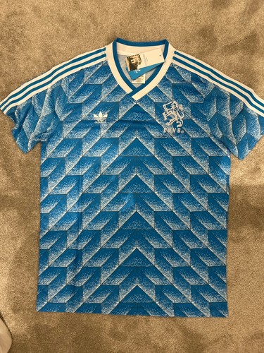 Netherlands away large - away, 88