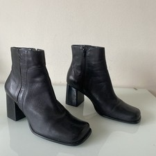 Ravel Black Leather Square Toe Block Heel Ankle Boots Size 7