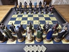 Lord of the Rings Chess Set 3 COMPLETE with all magazines and board - Eaglemoss