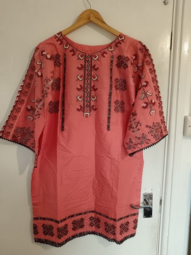 Coral pink embroidered kurta - pink,