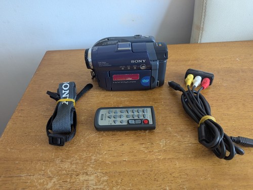 Sony handycam dcr - sony,