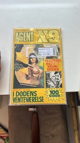 Vintage agent comic - x9,