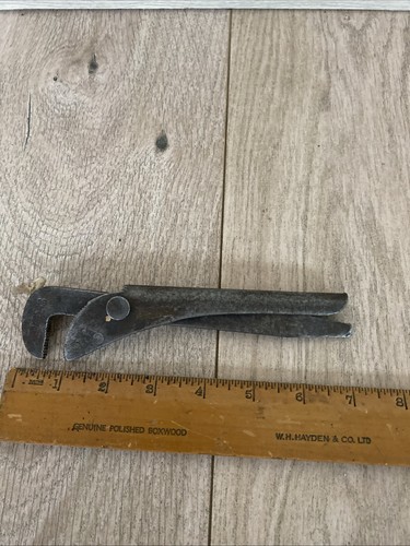 Footprint vintage wrench grips - footprint,