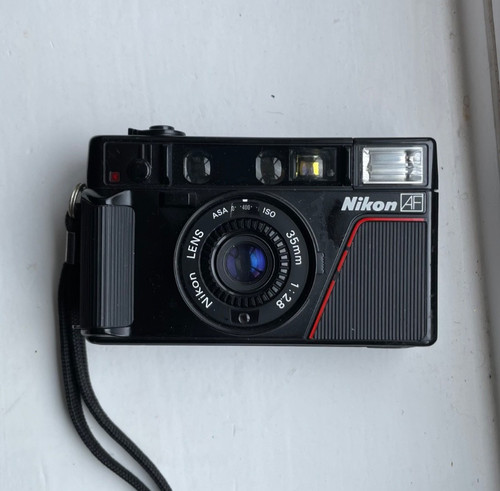 Nikon l35 35mm - af, point
