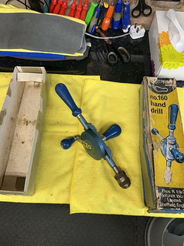 Footprint hand drill 160 - drill,