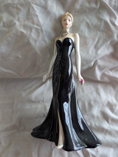 Royal worcester figurine - figurine, the