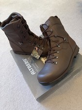 Altberg Tabbing Boot -