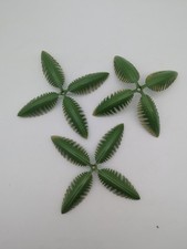 Rainbow High Colour Change Pool - Replacement coconut tree leaves x3