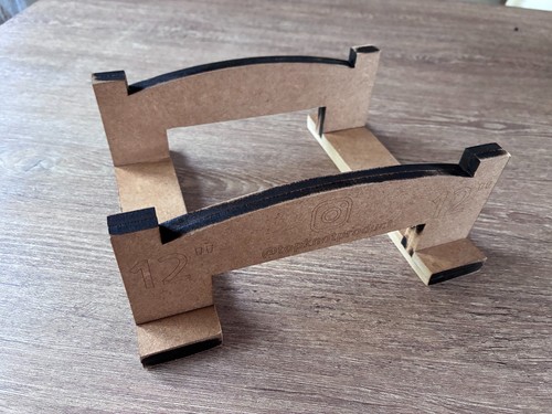 Fretboard radius carriage - radius,