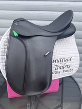 17.5 Inch  Black Wintec Dressage Saddle With Cair Adjustable Gullet Ref 982