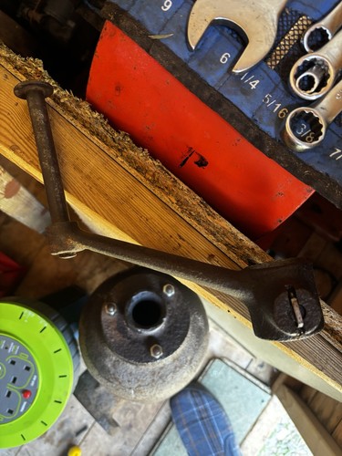 Petter stationary engine - ,