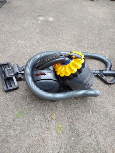 Dyson dc28c motorhead - dyson, bagless