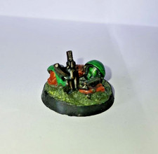 warhammer 40k fallen soldier mini figure war games table top metal