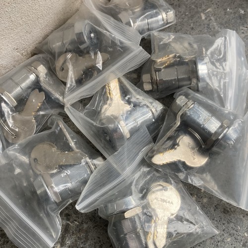 Atlas 30mm cam lock - 8,