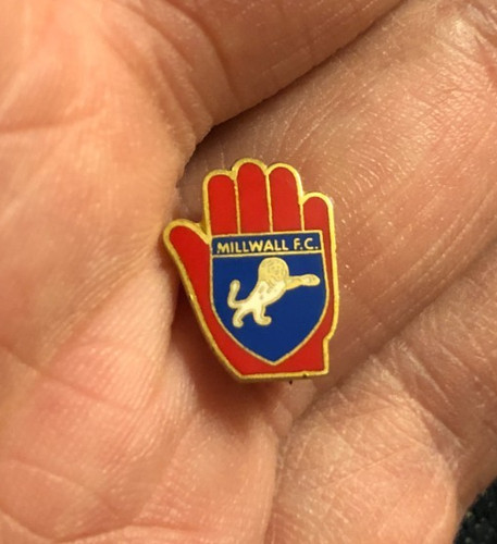 Rare millwall tiny red hand - tiny,