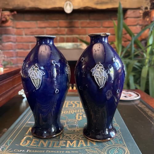 Pair royal doulton lambeth - pair,