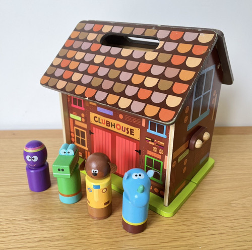 Hey duggee wooden - hey,