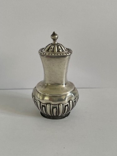 Hallmarked silver salt pepper - salt,