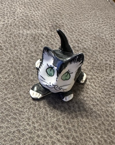 Vintage black white cat with - &,