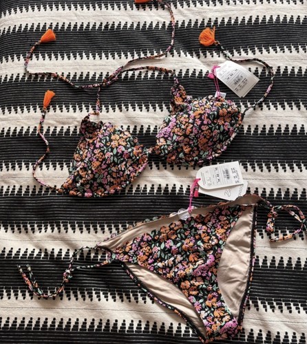 Monsoon beach ditsy print - beach,