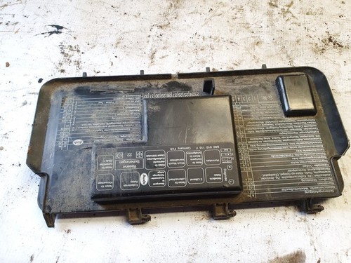 8a0941801 cover fuse box - cover,