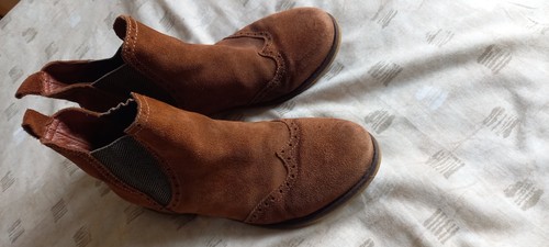 Clarks brogue style - brogue, suade