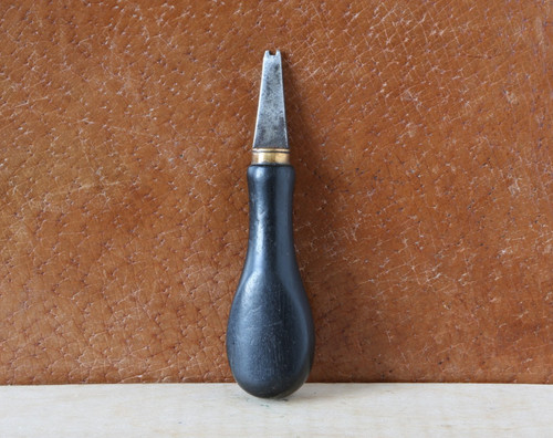 Antique pistol case - pistol,