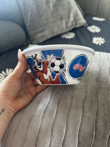 Kelloggs frosties football - kelloggs,