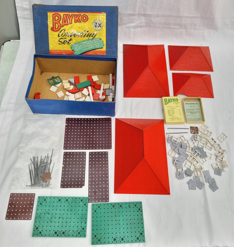 Job lot vintage bayko parts - of,