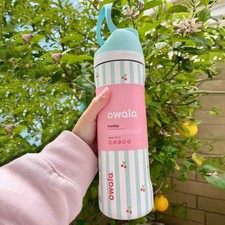 32 oz Owala Urban Outfitters Exclusive Tied and Ture FreeSip Blue Bow Bottle