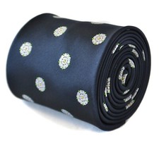 White Yorkshire Rose Frederick