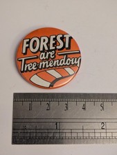 Forest Are Tree Mendous Nottingham Forest Vintage Pin Badge