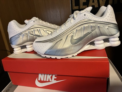 Nike shox silver size - r4,