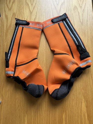Sealskinz cycling overshoes