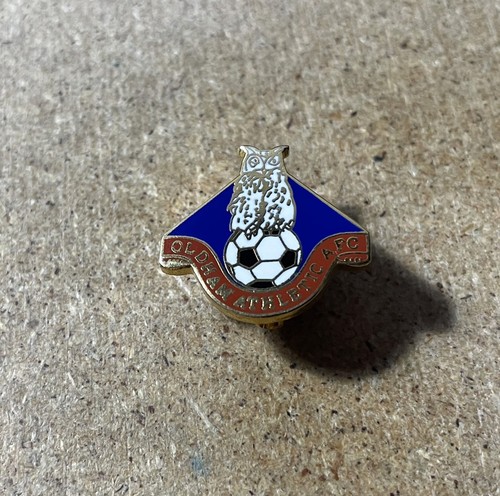 Oldham athletic rare enamel - athletic,