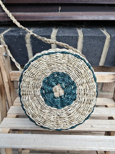 Handwoven round handbag - handwoven,