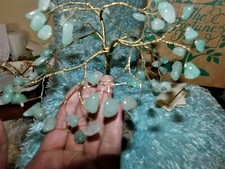 BNIB FORTUNE BONSAI CANADIAN MUTTON JADE ON NATURAL QUARTZ GRANITE SLAB BASE 9"