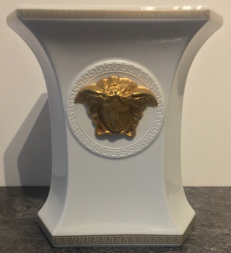 Superb boxed rosenthal versace - superb,