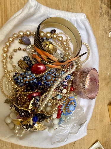 Costume jewellery job lot - jewellery,