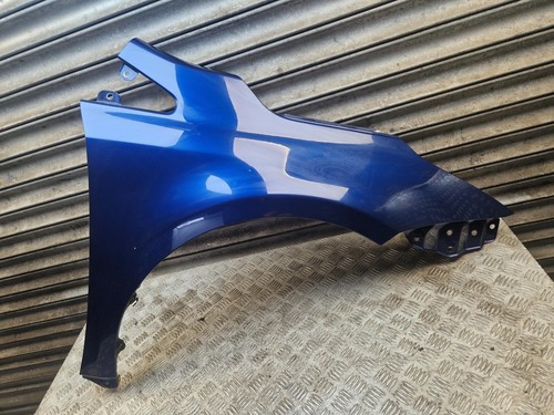 Toyota avensis wing fender - toyota,