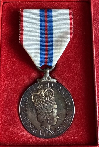 Royal mint queen elizabeth - queen,