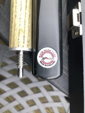 SGL 2 Piece Ash Pool/ Snooker Cue With Hard Case