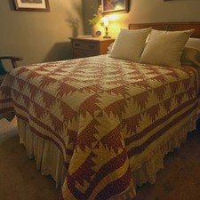 Vintage Quilt Bear Paw