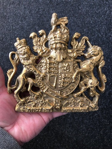 Brass royal coat - royal, arms