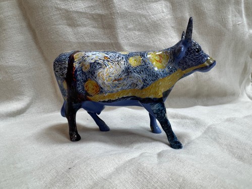 Cowparade starry - “starry,