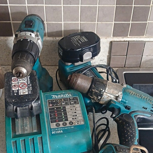 Makita 18v drill driver - 18v, &